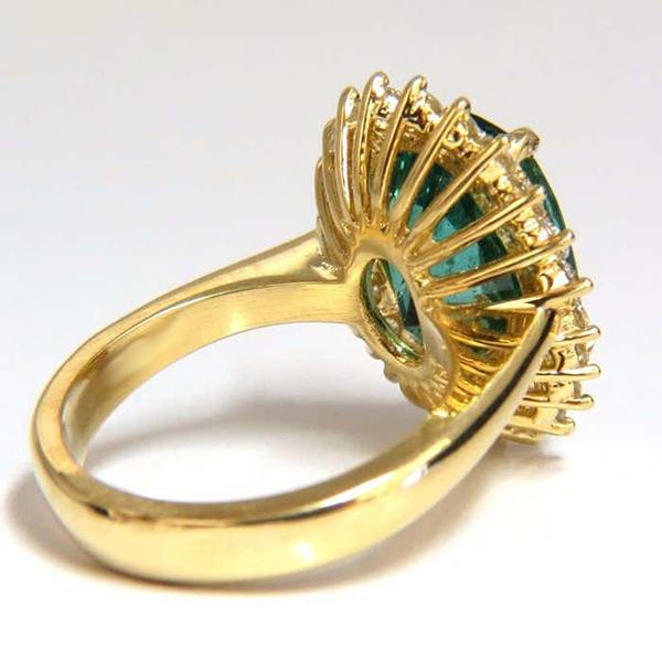 11 Carats Ovale Vert Emeraude Avec Bague de Mariage En Or Jaune 14k