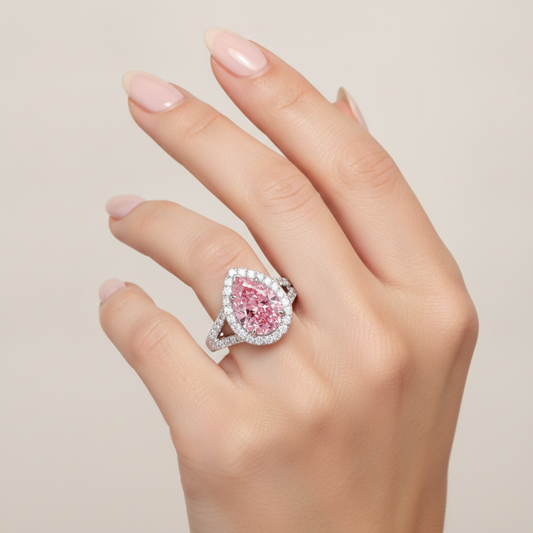 Bague de Fiançailles Halo Diamant Rose de Laboratoire Taille Poire 2,5 Carats en Or Blanc 14K