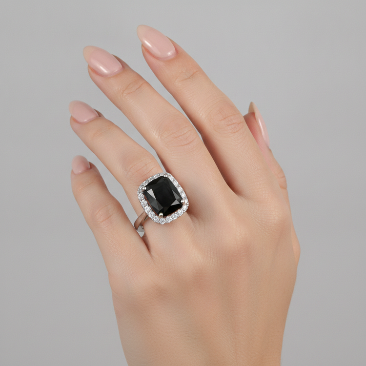 Bague de Fiançailles Noire avec Diamant Radiant Véritable de 10 Carats et Halo en Or Blanc 14 Carats