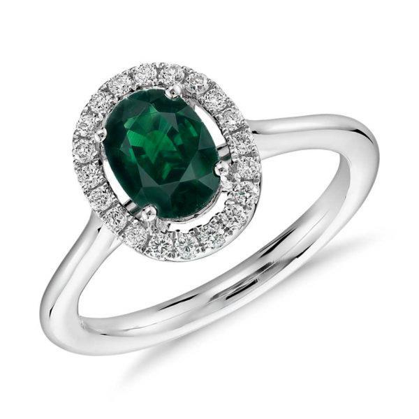 2.50 Carats Bague De Mariage Emeraude Vert Et Diamants Sertie De Griffes Or Blanc