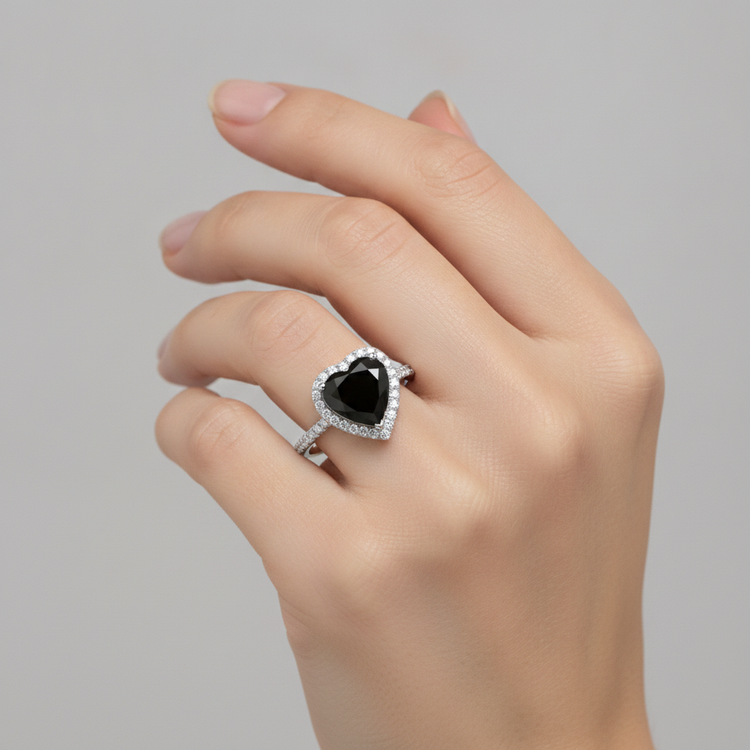 Bague de fiançailles en diamant noir naturel 4 carats, halo cœur pavé en Or Blanc 14 carats