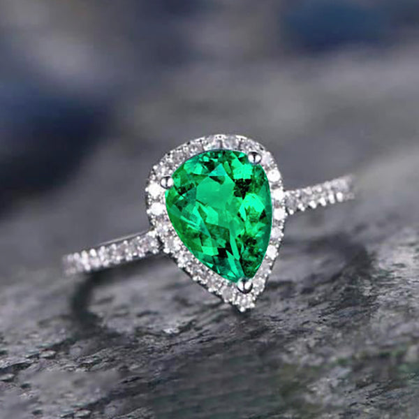 4.40 carats émeraude Vert avec bague en diamant or blanc bijoux de dame fine