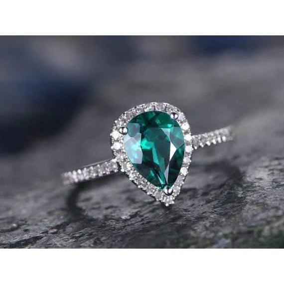 4.40 carats émeraude Vert avec bague en diamant or blanc bijoux de dame fine