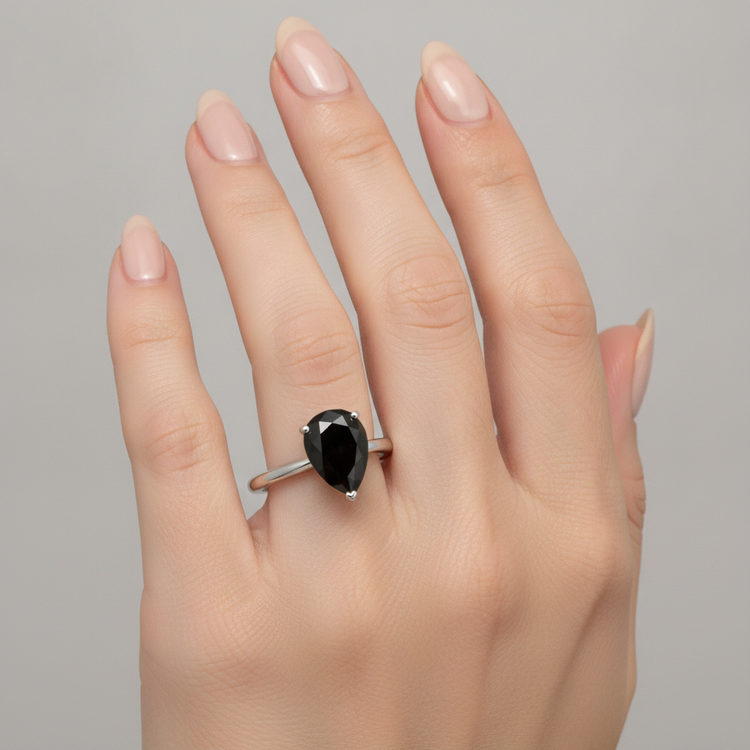 Bague de Fiançailles Solitaire en Diamant Noir Sombre Véritable Taille Poire 5 Carats Anneau Effilé en Or Blanc 14K