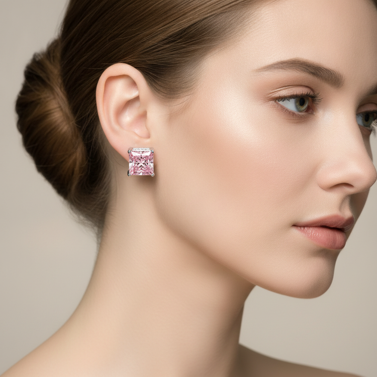 Boucles d'oreilles solitaire taille princesse en diamant rose de laboratoire 5 carats en or blanc 14 carats