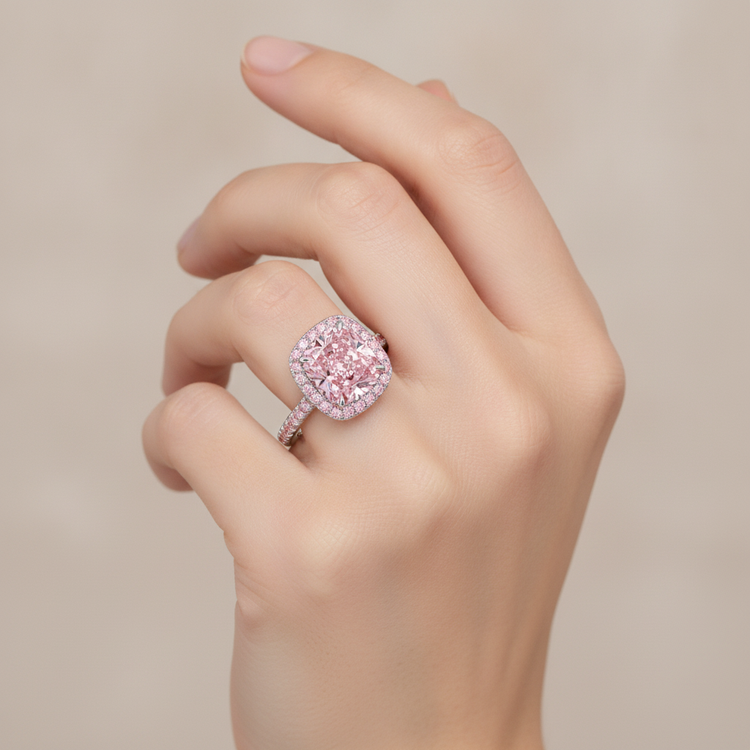 Bague de Fiançailles Diamant Rose de laboratoire 6 Carats Coussin Halo Pavé en Or Blanc 14K