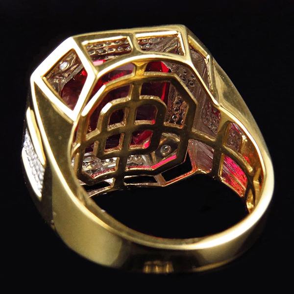 8.75 cts Rouge Asscher Taille Bague Rubis Homme Avec Diamants Bijoux En Or