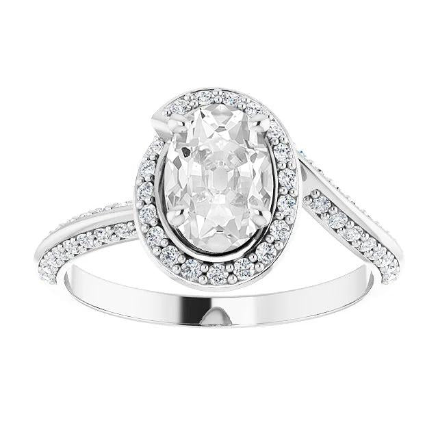Alliance Halo Avec Accents Oval Vieux Mineur Naturel Diamond 7.50 Carats