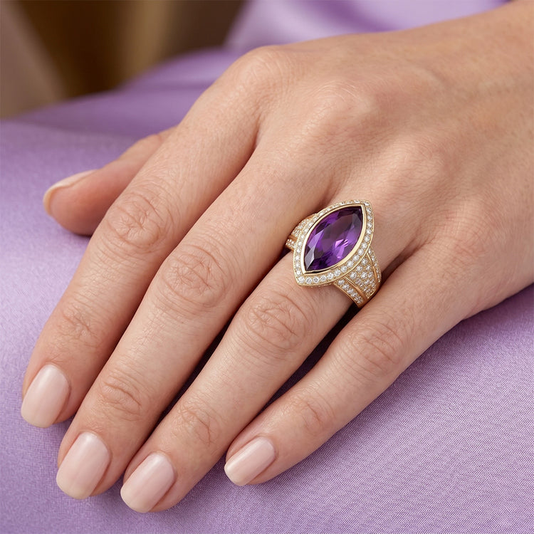 Améthyste Bague avec Gemme 9,50 carats – Or Jaune 14 Carats