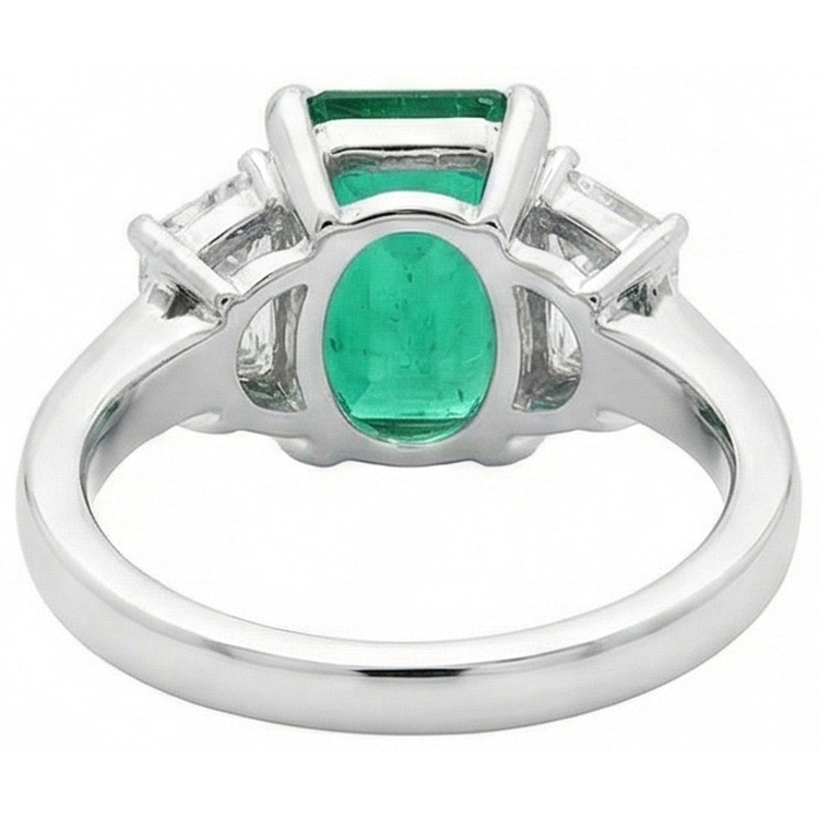 Bague 3 Pierres Emeraude Verte 2.50 Carats Et Diamant Naturels Extraits des Mines ( et non cultivés en laboratoire ) Or Blanc 14K