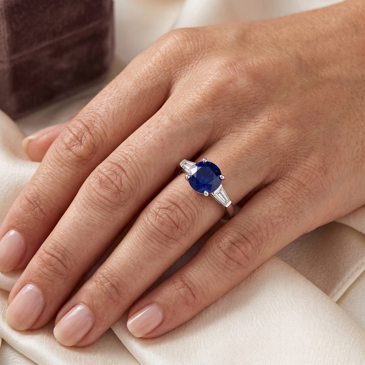 Bague 3 Pierres Saphir Ceylan 2.50 Carats Barrette Diamants Baguette
