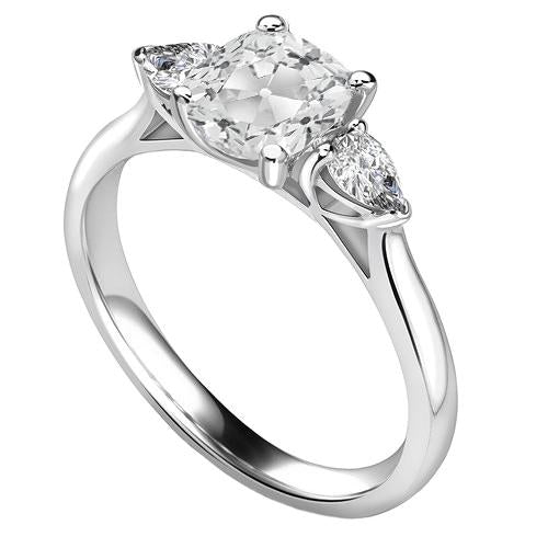Bague Anniversaire 3 Pierres Poire Naturel Diamant & Rond Vieux Miner Or 2 Carats