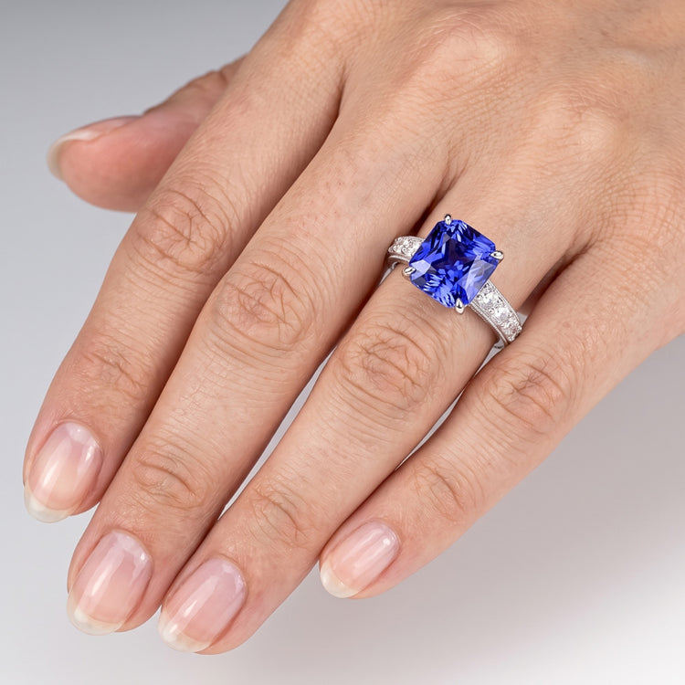 Bague Anniversaire Diamant 4 Carats Style Vintage Saphir Radiant Cut