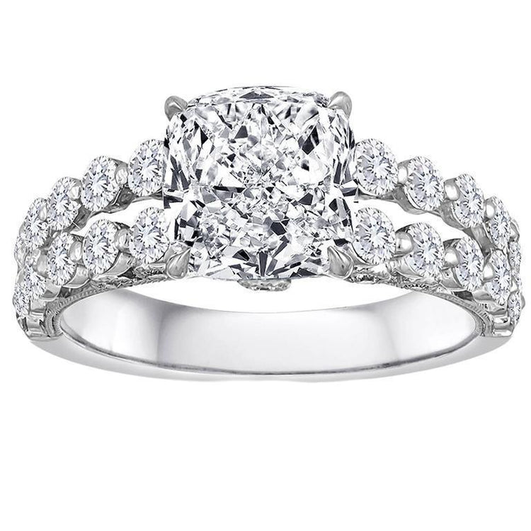 Bague Coussin Et Réel Diamant Rond Tige Fendue 4.50 Carats Or Blanc 14K
