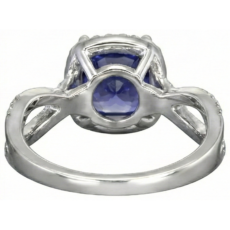 Bague Coussin Tanzanite Bleue Et Diamants Naturels Extraits des Mines ( et non cultivés en laboratoire ) 5.50 Carats Or Blanc 14K