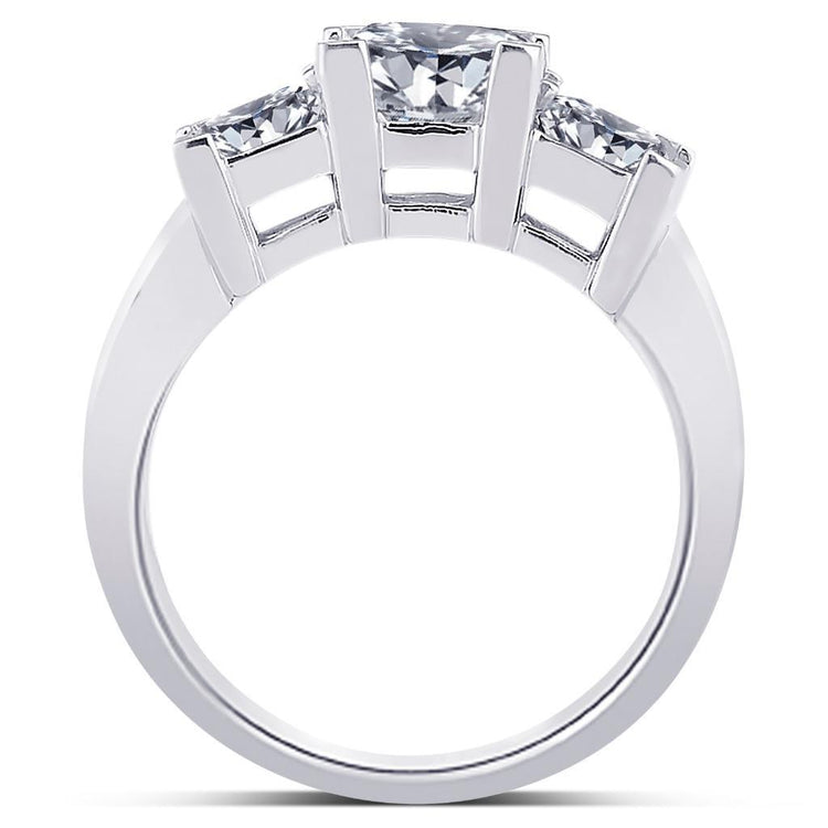 Bague D'anniversaire De Mariage A Trois Pierres Avec Véritable Diamants 2 Carats. Taille Princesse