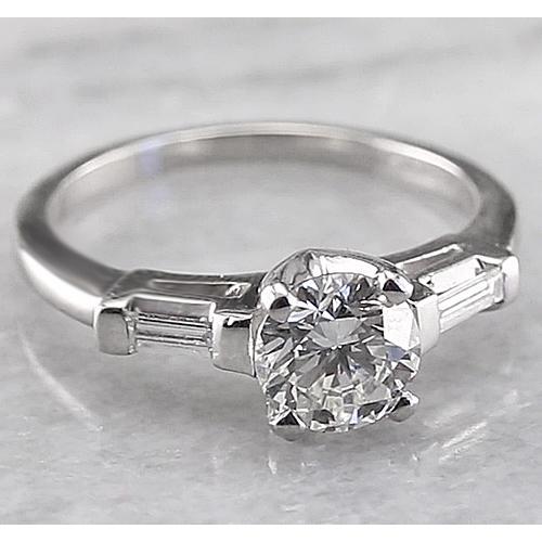 Bague De Fiançaille à 3 Pierres Et à 1,60 carats De Réel Diamants Ronds Et Baguettes 14K D'Or Blanc