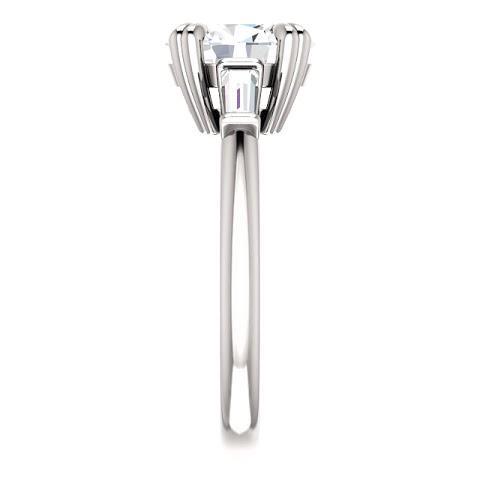 Bague De Fiançailles 3 Pierres Véritable Diamant Central Ovale 2 Carats Or Blanc 14 Carats