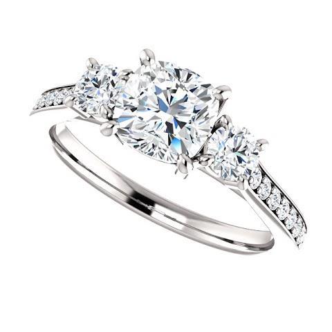 Bague De Fiançailles Naturel Diamant Coussin Coussin 1.90 Ct 3 Pierres Or Blanc