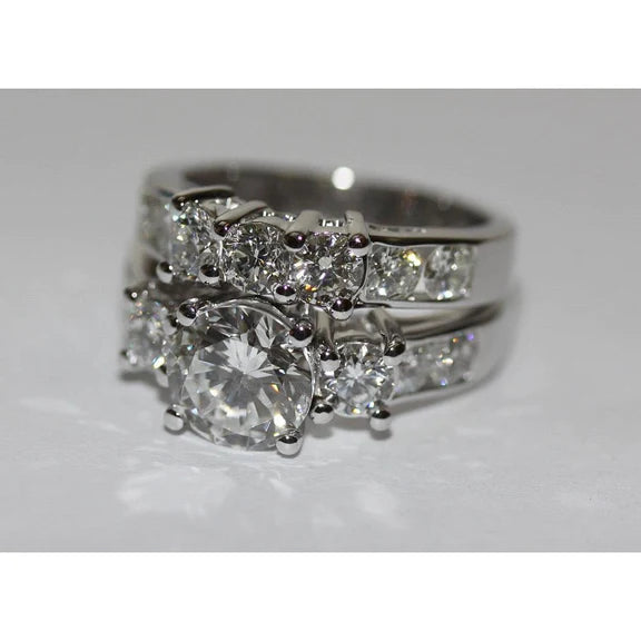 Bague De Fiançailles Naturel Diamant Rond Serti De 4.95 Carats En Or Blanc 14K
