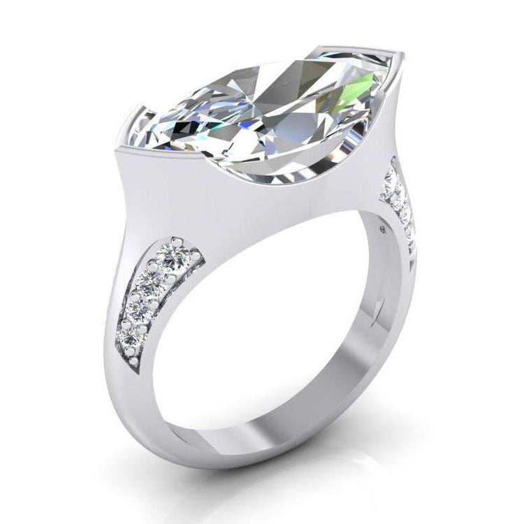 Bague De Fiançailles Naturel Diamant Taille Ancienne Marquise Sertie De Griffes En V 5.75 Carats
