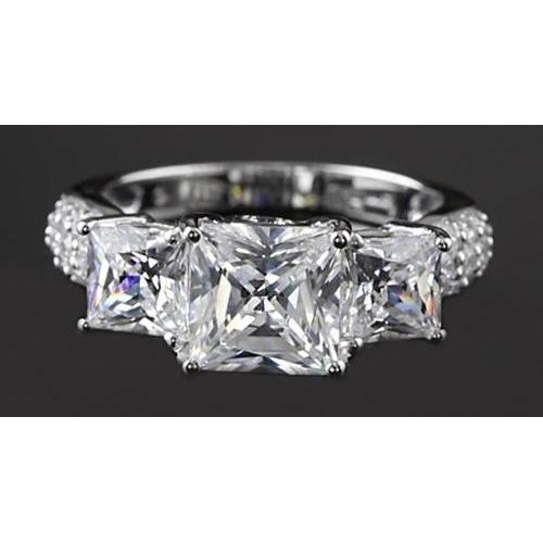 Bague De Fiançailles Naturel Diamant Taille Princesse 5 Carats Or Blanc 3 Pierres