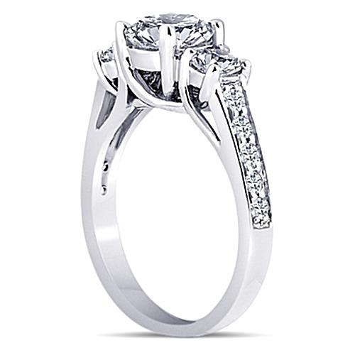 Bague De Fiançailles Réel Diamants Ronds A Trois Pierres De 2.70 Carats Nouveau
