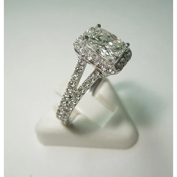 Bague De Fiançailles Royale Avec Halo De Réel Diamants Coussin 2.75 Carats Or Blanc 14K