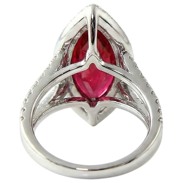 Bague Diamant Naturels Extraits des Mines ( et non cultivés en laboratoire ) Rouge & Rubis Forme Marquise 4.50 Carats Bijoux Or Blanc