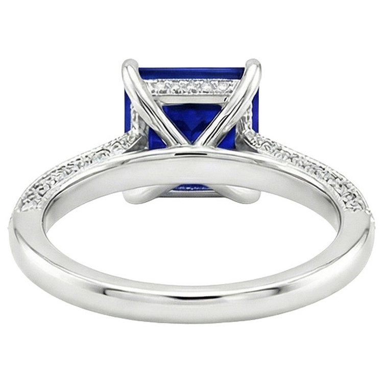 naturel diamant 4.50carats bague sur blanc