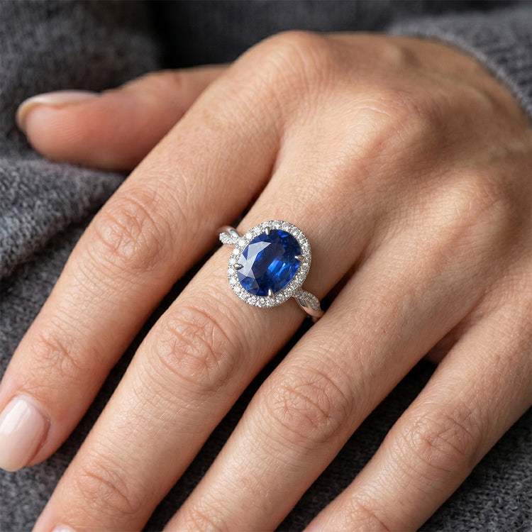 Bague Halo Diamant Naturels Extraits des Mines ( et non cultivés en laboratoire ) Blanc Saphir Bleu Naturel Tige Torsadée 5 Carats