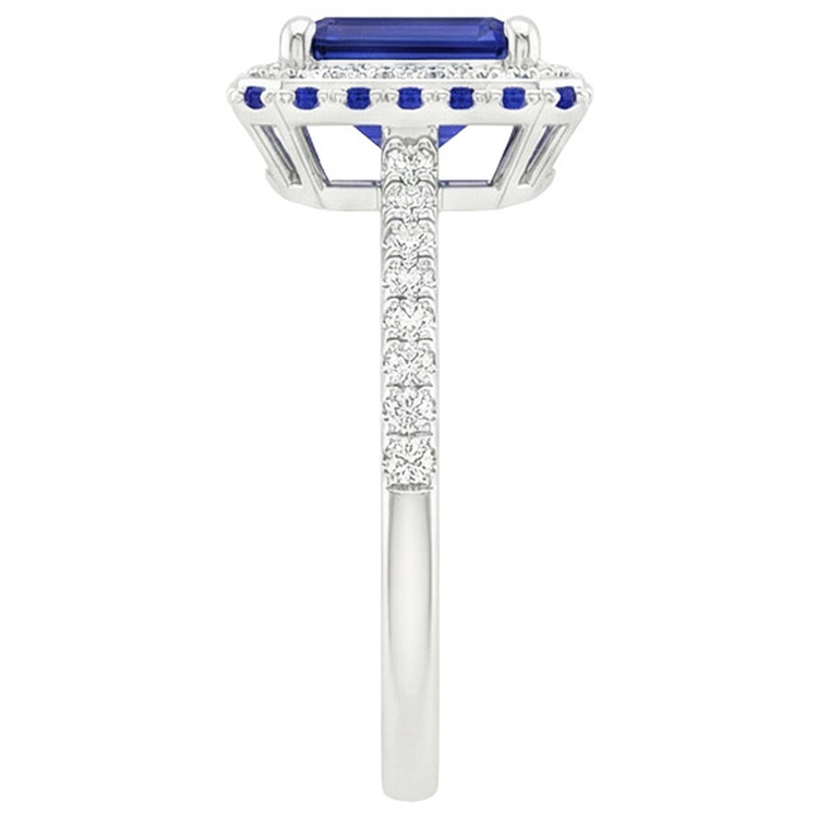 Bague Halo de Diamants Naturels Extraits des Mines ( et non cultivés en laboratoire ) avec Saphirs Bleus sur le Côté Emeraude 4.25 Carats