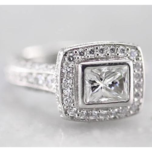 Bague Naturel Diamant Princesse Halo 2 Carats F Vs1 Vvs1 Or Blanc 14K