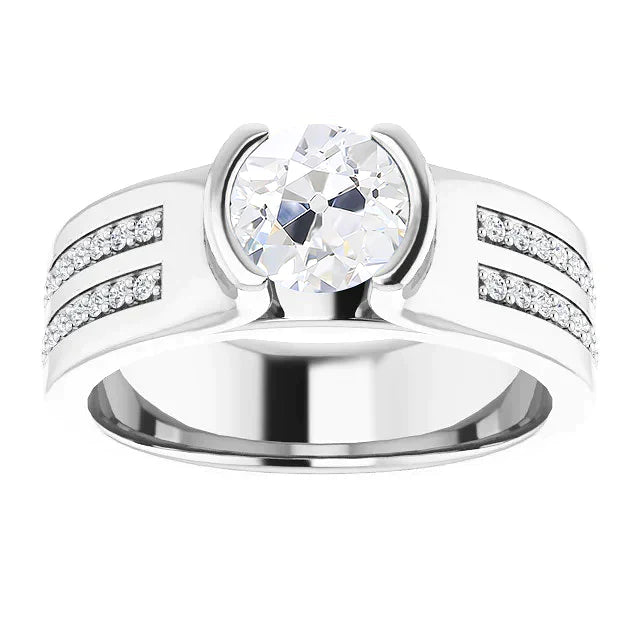 Bague Naturel Diamant Rond Taille Ancienne Demi Lunette Sertie Chaîne 3.50 Carats