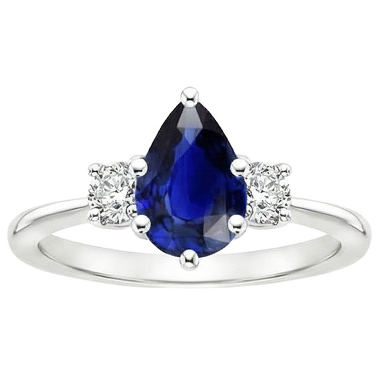 naturel pear diamant 3.50carats bague sur blanc