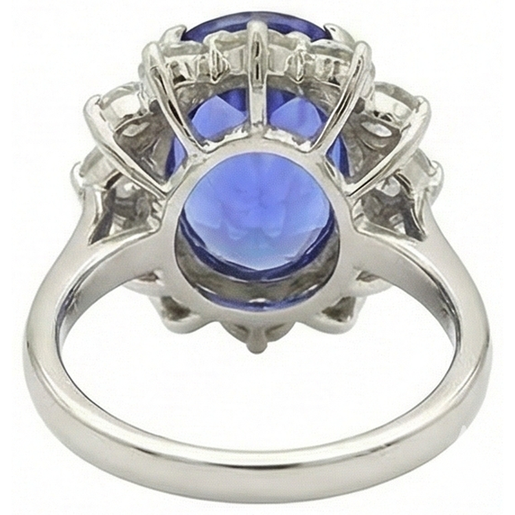 naturel oval tanzanite 7.50carats bague vue de profil