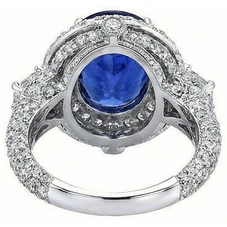 Bague Ovale Tanzanite 6.01 Ct Et Diamants Naturels Extraits des Mines ( et non cultivés en laboratoire ) Or Blanc 14K