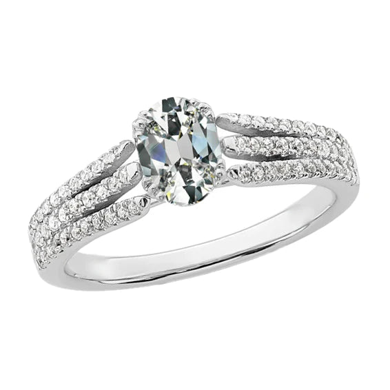 Bague Réel Diamant Ovale Taille Ancienne Tige Fendue 5.50 Carats Sertie Or