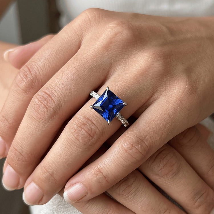 Bague Solitaire Avec Accents Taille Princesse Saphir Ceylan Neuf 6 Carats