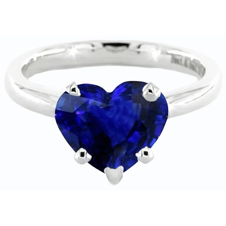 naturel heart diamant 2carats bague sur blanc