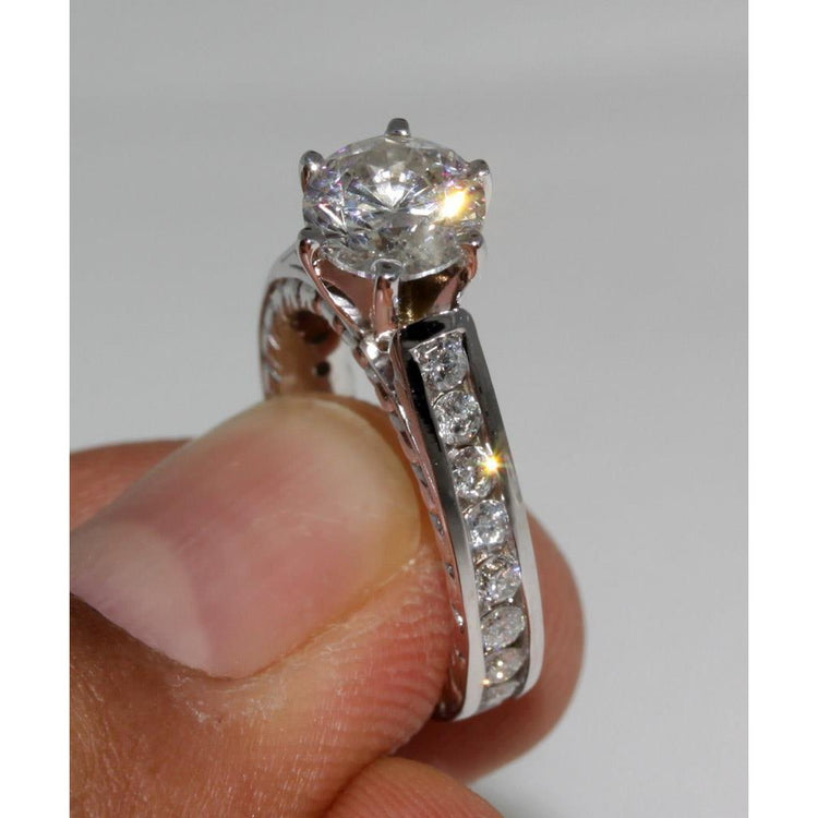 Bague Solitaire En Naturel Diamant Etincelant De 2.75 Carats Avec Accents
