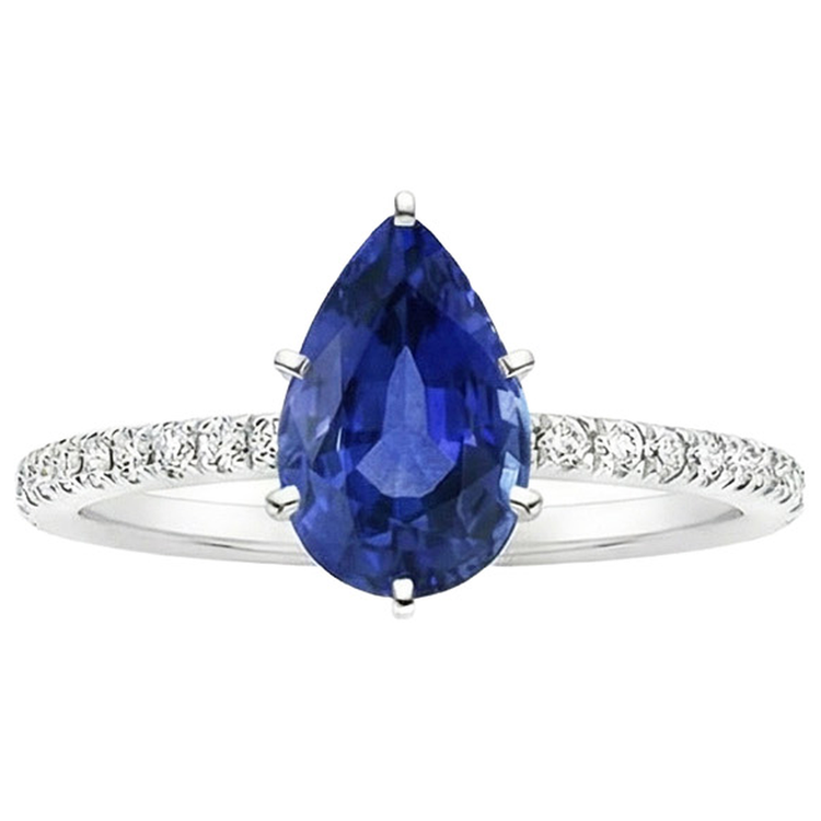 naturel pear diamant 3.75carats bague sur blanc