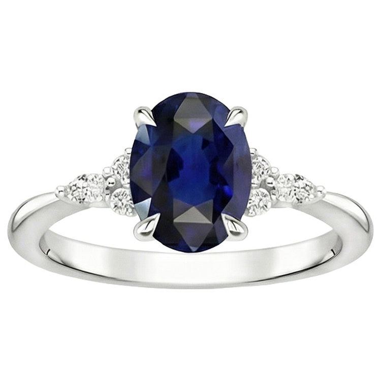 Bague Solitaire Saphir Avec Marquise & Diamants Ronds Accents 3 Carats