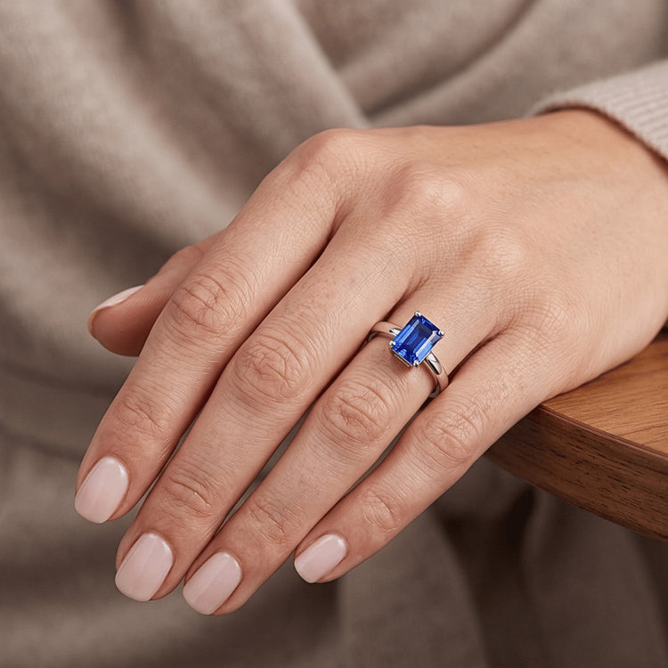 Bague Solitaire Saphir Sri Lankais Forme émeraude 1.50 Carats
