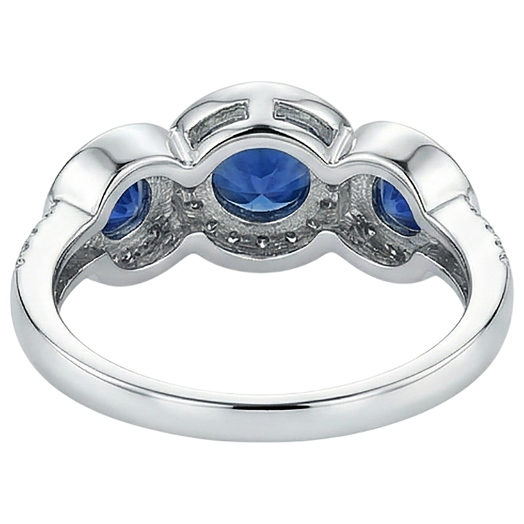 naturel round tanzanite 4.50carats bague sur blanc