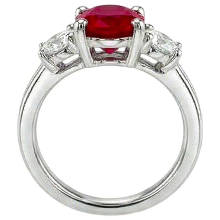 Bague Trois Pierres Diamants Naturels Extraits des Mines ( et non cultivés en laboratoire ) Et Rubis Rouge Taille Ovale Or 14K 1.80 Carats