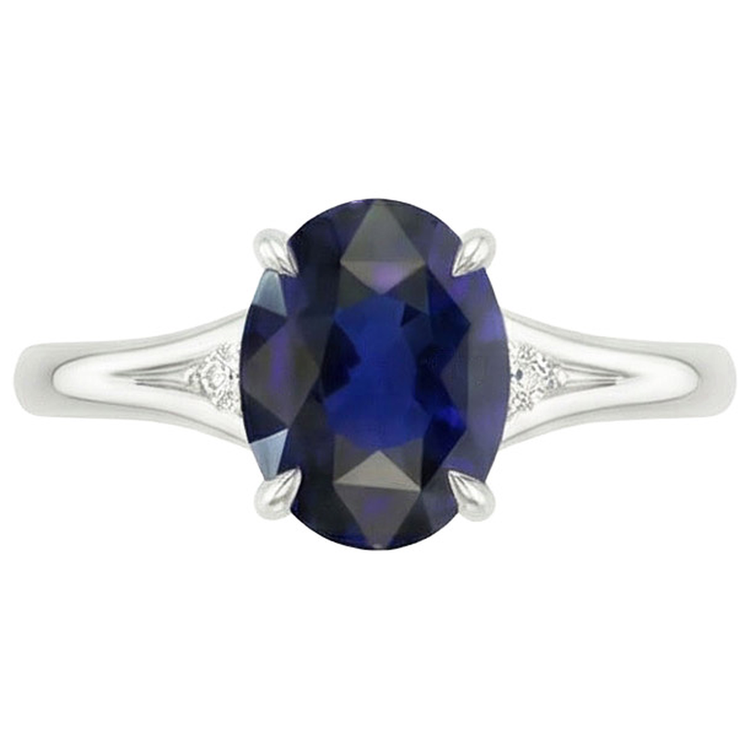 Bague Trois Pierres Ovale Saphir Sri Lankais 2.75 Carats Tige fendue