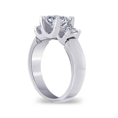 Bague Trois Pierres Princesse Naturel Diamant 2.31 Carat Or Blanc 14K Nouveau