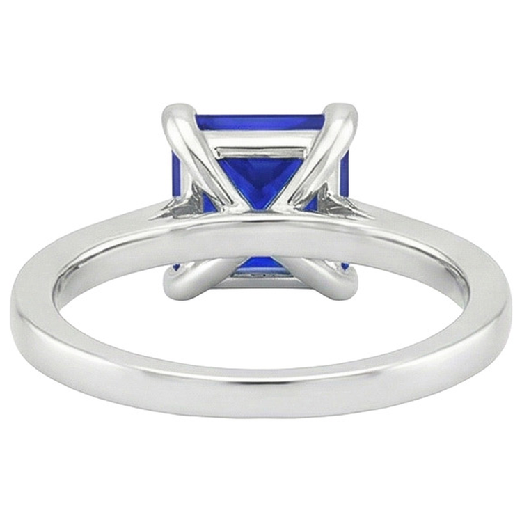 naturel diamant 4carats bague sur blanc