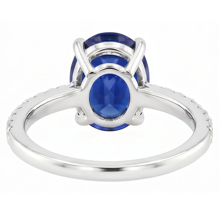Bague de fiançailles pour femme Saphir bleu ovale et accents de diamants 4 carats